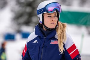Lindsey Vonn finds emotional boost from fellow national ahead of Olympic downhill push SportsTak