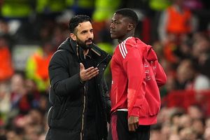 Ian Wright slams Ruben Amorim after Kobbie Mainoo's brilliant game vs Tottenham Hotspurs SportsTak