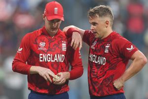 Curran says he 'weirdly thought of 2016 final when Carlos got hold of Stokes', reveals what he told Brook in last over SportsTak