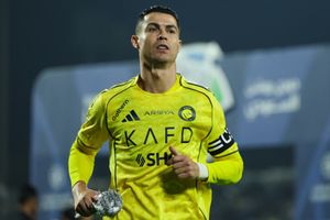 Cristiano Ronaldo finds support as former Real Madrid teammate defends his Al-Nassr strike SportsTak