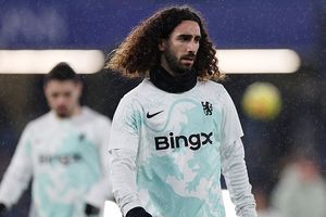 Liam Rosenior drops CONCERNING injury update on Chelsea star defender Marc Cucurella SportsTak