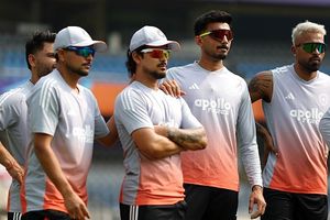 Big injury scare for India ahead of T20 World Cup clash vs Pakistan, Bumrah's yorker does the damage SportsTak