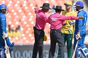 Mohammad Nabi sanctioned by ICC for heated altercation with umpire during double super over clash vs South Africa SportsTak