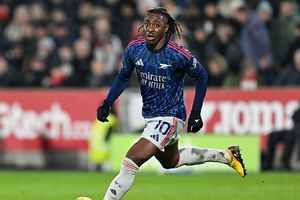 Arsenal boss Mikel Arteta opens up on Eberechi Eze's substitution at half-time vs Brentford SportsTak