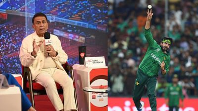 Sunil Gavaskar ends debate around Usman Tariq's controversial bowling action ahead of India vs Pakistan T20 World Cup 2026 clash Sunil Gavaskar along with Usman Tariq (Aajtak and Getty)