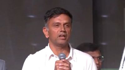 Watch: Rahul Dravid's emotional clip goes viral as cricketing legend gets a stand at Chinnaswamy Stadium Rahul Dravid emotional (X screengrab)
