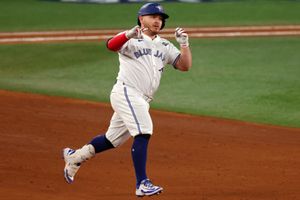 Toronto Blue Jays top official breaks silence on Alejandro Kirk’s WBC status SportsTak