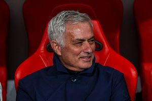 Jose Mourinho issues warning to Benfica players ahead of UCL clash against Real Madrid, says 'a wounded king is dangerous' SportsTak
