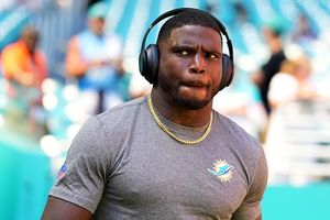 Tyreek Hill’s free agency sparks buzz as potential landing spots come into focus SportsTak