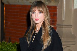 Taylor Swift issues major statement following foiled concert terror plot SportsTak