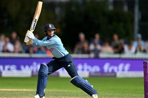 England pacer announces retirement due to back issues, says 'It is with sadness...' SportsTak