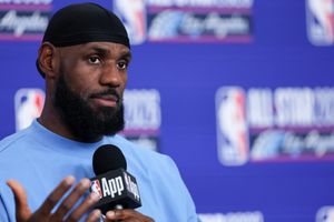 Lakers' LeBron James drops cryptic hint on post-23rd season plans SportsTak