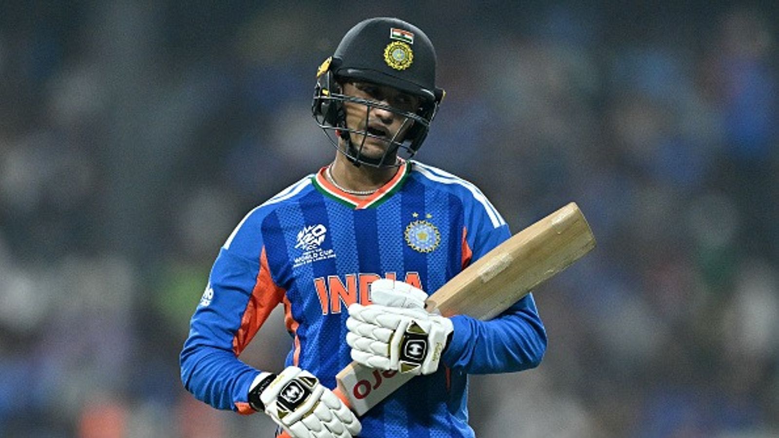 India coach breaks silence on Abhishek Sharma’s approach after tough starts in T20 World Cup 2026 Abhishek Sharma walks back to the pavilion after his dismissal during the 2026 ICC Men's T20 Cricket World Cup group stage match between India and Pakistan (Getty)