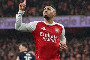 Rio Ferdinand names one player who could be X-factor for Arsenal in Premier League hunt, his name is... SportsTak