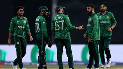 'Shadab jaise das uski jeb mein rehte hain': Pakistan's all-rounder mercilessly blasted for controversial remark Pakistan's all-rounder Shadab Khan (2nd from R) celebrates with his teammates in this frame. (Getty)