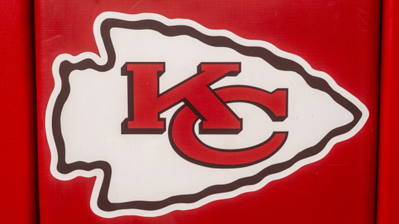 Kansas City Chiefs rocked by major shake-up as key official depart after 2025 season Kansas City Chiefs News (via Getty)