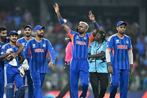 Chakravarthy, Hardik ignored as ex-India coach pick 3 'extremely critical' players for Team India in T20 World Cup 2026 SportsTak