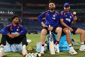 Big News: Massive injury scare for India right ahead of Super 8 clash vs SA, star player gets hit during nets SportsTak