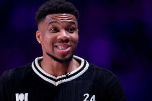 Watch: Giannis Antetokounmpo makes a young cancer survivor's day which is melting hearts on internet SportsTak