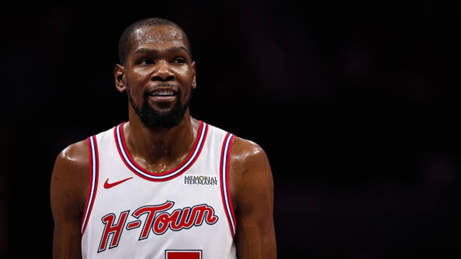 Kevin Durant reveals best player he has ever played with; It's a dead tie between two legends Kevin Durant in the frame (Image via Getty)