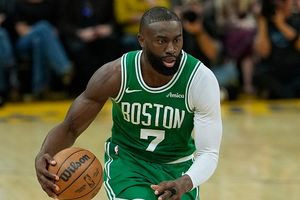 BAD news for Boston Celtics, star player gets ruled out ahead of game vs Phoenix Suns SportsTak