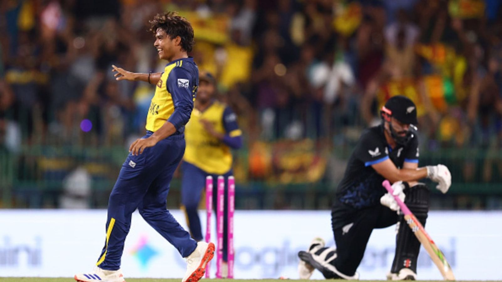 New Zealand defeats hosts Sri Lanka by 61 runs; Knocks them out of T20 World Cup 2026 in Super 8s New Zealand vs Sri Lanka in the frame (Image via Getty)