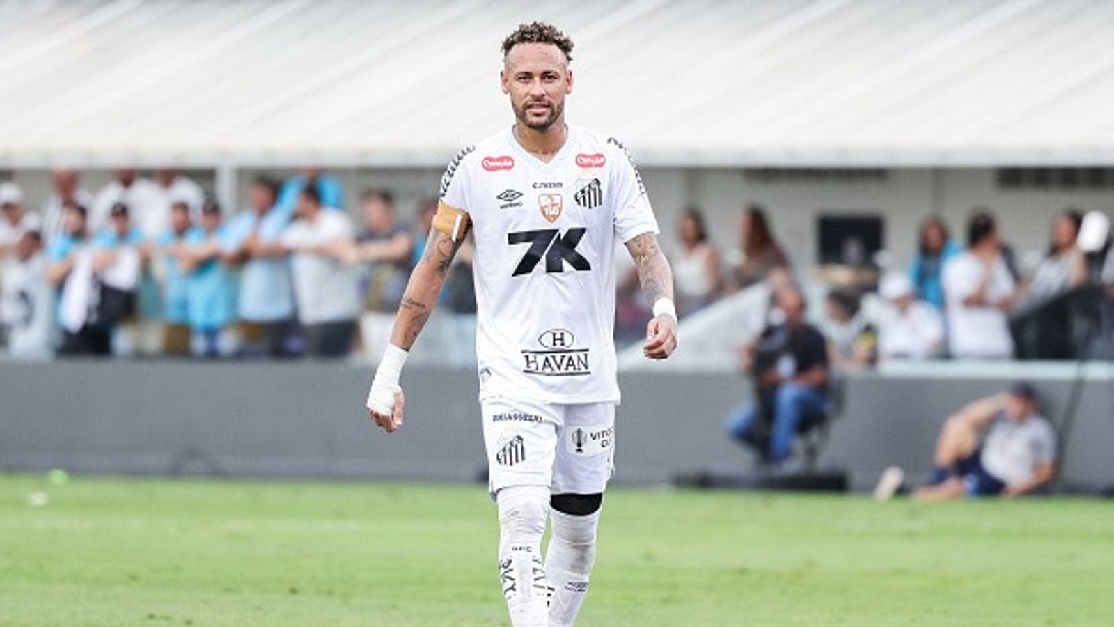Former Brazil player lambasts Neymar Jr for 'messing' things at Santos Neymar Jr in the frame.