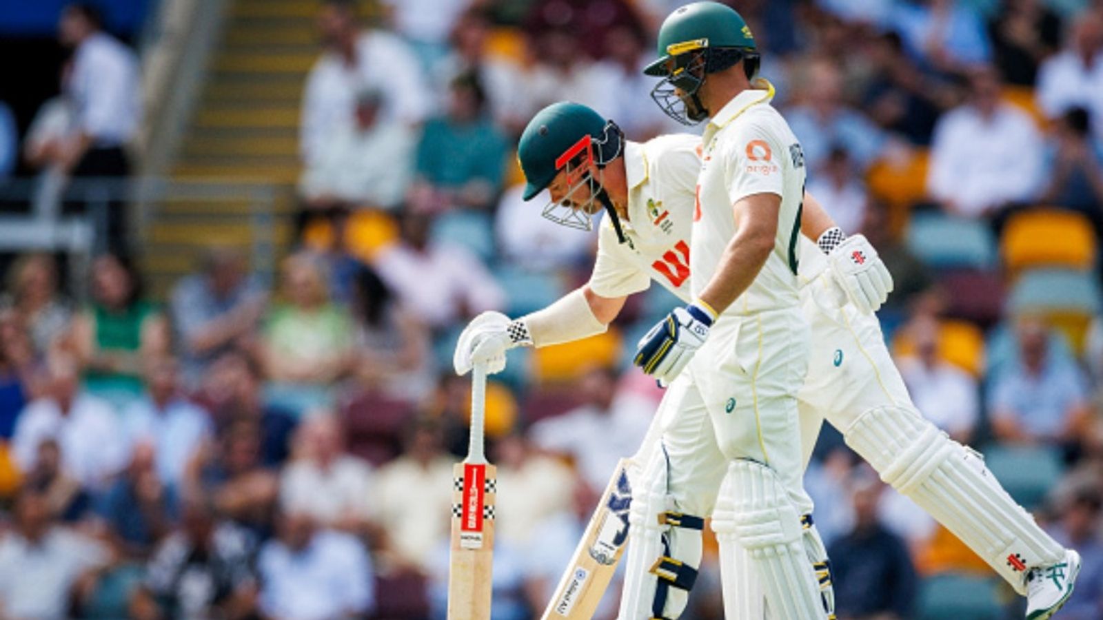 Australia batter to start Border-Gavaskar Trophy 2027 early on Indian soil, says 'watched how AUS found it hard over there' Australia's Travis Head (L) speaks with Jake Weatherald during Day 2 of the second Ashes Test at The Gabba in Brisbane on December 5, 2025.