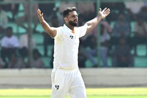 Ranji Trophy: Jammu & Kashmir inch closer to maiden title as Karnataka still trailing behind 477 runs SportsTak