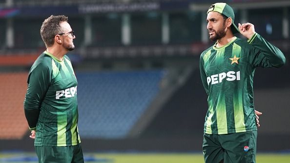 Pakistan captain Salman Agha (R) and head coach Mike Hesson in this frame. (Getty) Pakistan captain Salman Agha (R) and head coach Mike Hesson in this frame. (Getty)