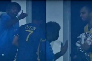 Lasith Malinga scolds Dasun Shanaka over 2 dot balls vs Shaheen Afridi in final over; watch viral video SportsTak