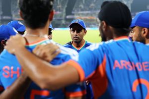 Balaji wants Suryakumar to use this bowler late against West Indies to help regain confidence SportsTak