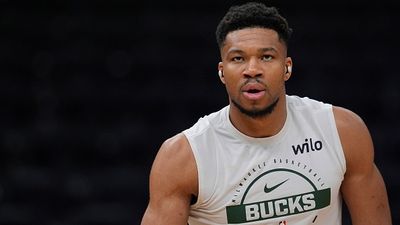 Milwaukee Bucks injury report: Get the latest update on Giannis Antetokounmpo's status ahead of game vs Bulls SportsTak