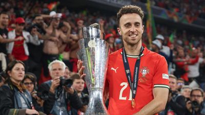 Watch: Rivals unite as Liverpool and Wolves fans come together to honor late Diogo Jota Touching moment as Wolves and Liverpool honour late Diogo Jota