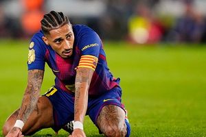 Barcelona skipper Raphinha vows to have 'spectacular end' to the season after Copa del Rey exit SportsTak