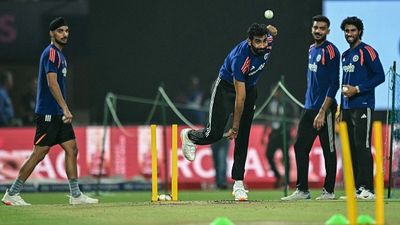 Irfan Pathan points out concerns in India’s bowling ahead of India vs England T20 World Cup 2026 semifinal Jasprit Bumrah (2L), Tilak Varma (R), Axar Patel (2R) and Arshdeep Singh take part in a bowling practice (Getty)