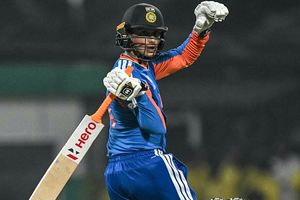 'Wahi off-spinner wali bimari': Abhishek Sharma mercilessly bashed after another batting fiasco in T20 WC semis SportsTak