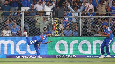 Watch: Axar Patel, Shivam Dube combine for stunning relay catch in T20 World Cup semi-final Axar Patel of India flicks the ball to team mate Shivam Dube to catch Will Jacks of England during the ICC Men's T20 World Cup India & Sri Lanka 2026 Semi-Final match between India and England (Getty)