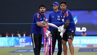 Suryakumar Yadav, Gautam Gambhir advised to feature with struggling Abhishek Sharma in T20 World Cup 2026 final Ishan Kishan, Suryakumar Yadav and Abhishek Sharma of India