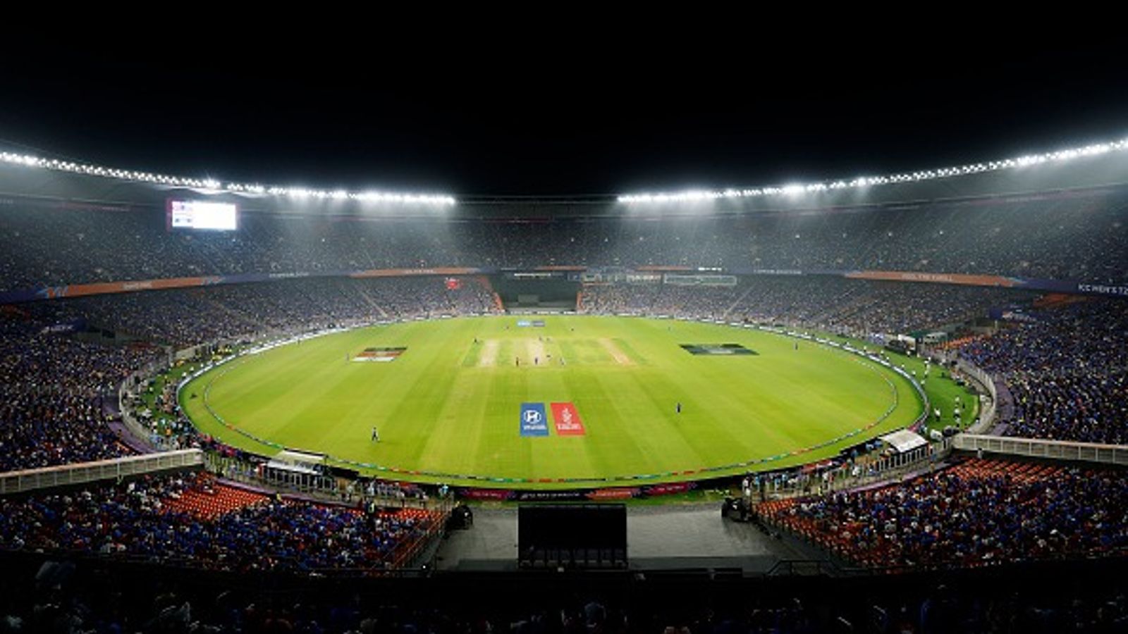 Ahmedabad pitch report: What to expect in India vs New Zealand T20 World Cup 2026 final General view inside the stadium during the ICC Men's T20 World Cup India & Sri Lanka 2026 Super 8 match between India and South Africa at Narendra Modi Stadium (Getty)
