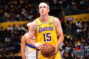 Austin Reaves addresses injury scare after Lakers’ clash with Pacers SportsTak