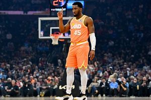 Cleveland Cavaliers injury report: Get the latest on Donovan Mitchell's status ahead of game vs Celtics SportsTak