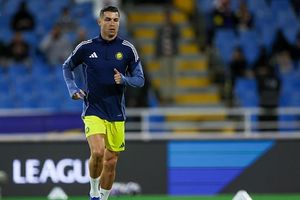 Former Real Madrid defender calls Cristiano Ronaldo's leadership qualities 'extraterrestrial' SportsTak