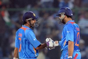 MS Dhoni dropped Yuvraj Singh? Ex-BCCI chief selector Sandeep Patil drops bombshell SportsTak