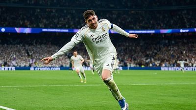 Hat-trick hero Federico Valverde powers Real Madrid to dominant 3-0 win over Manchester City SportsTak