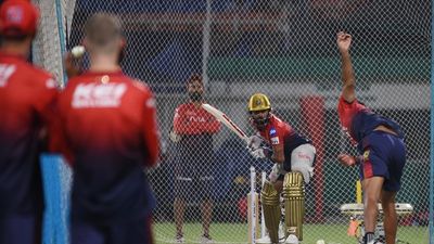 BCCI issues strict practice guidelines for IPL teams, separate nets mandatory Royal Challengers Bengaluru's Virat Kohli practices at the net during the training session ahead of the Indian Premier League (IPL) 2025 cricket tournament (Getty)