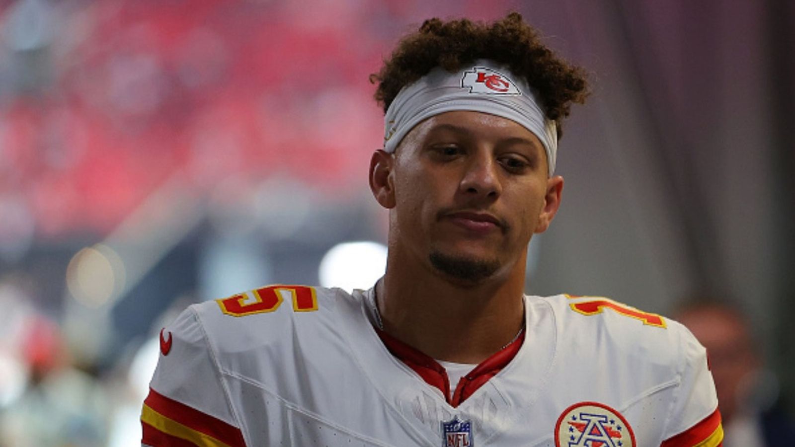 Watch: Mahomes arrives at Big 12 game with noticeable limp 3 months after ACL surgery, raising concerns about his health Patrick Mahomes in the frame (Image via Getty)