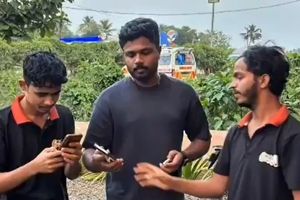 WATCH: Sanju Samson clicks selfies with fans at Kerala shop days after T20 World Cup triumph SportsTak