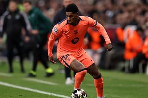 Marcus Rashford to leave Barcelona? Catalan club keen on signing THIS Chelsea star instead SportsTak