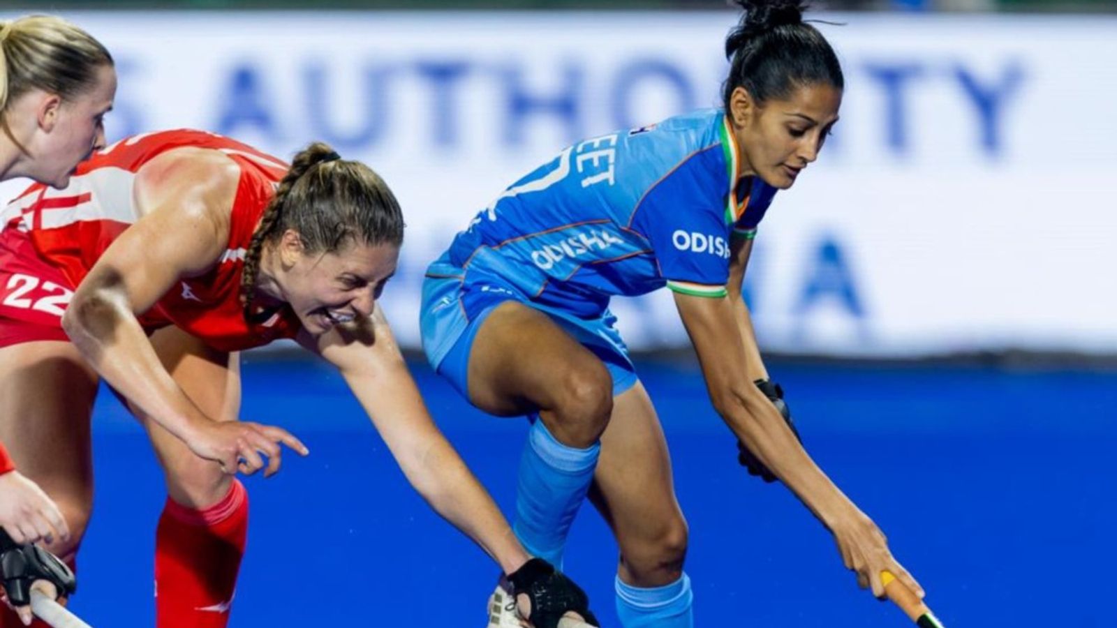 India suffer heartbreaking 0-2 loss to England in the FIH Hockey World Cup Qualifiers final India suffer heartbreaking 0-2 loss to England in the FIH Hockey World Cup Qualifiers final. (X)